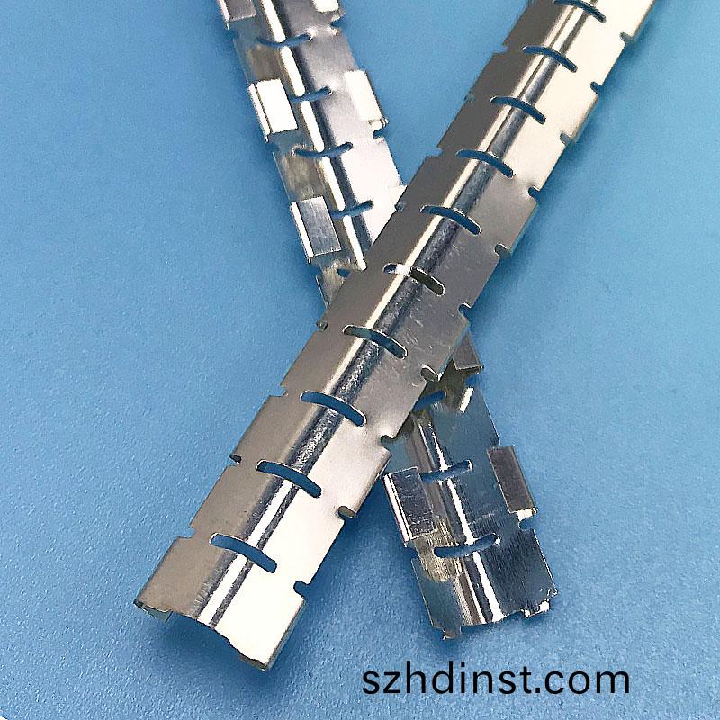 可變槽(cao)裝式屏蔽墊片,可靈活定製的短簧片(pian)結構-EMS-77-056【易密斯】