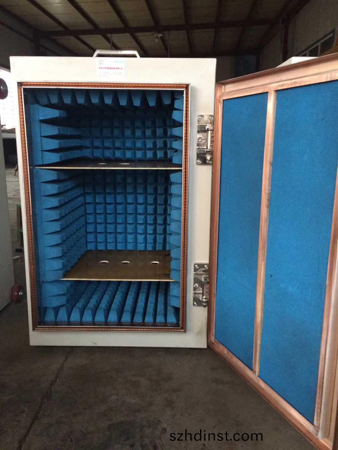 鈹銅簧片屏蔽門簧(huang)片屏蔽條鈹銅彈片金屬彈片